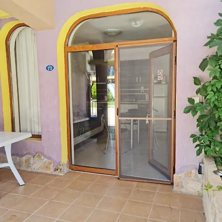 за гости гардън бийч Appartement *