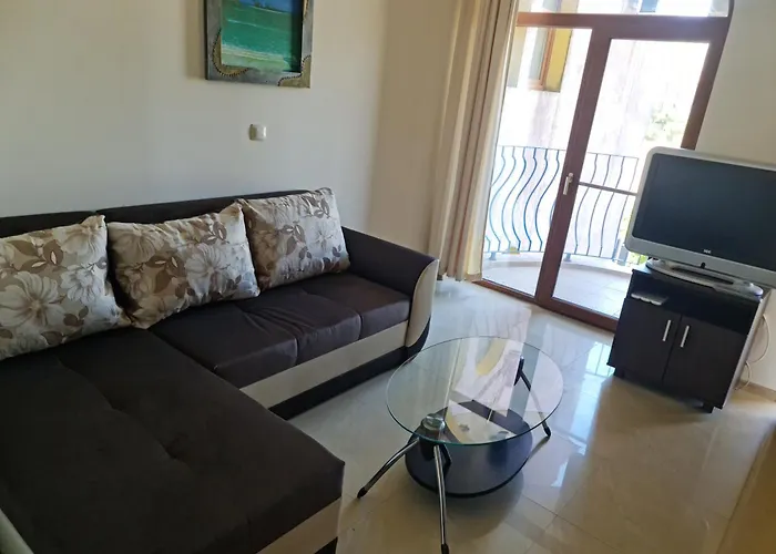 за гости гардън бийч Apartment Tschernomorez