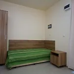 за гости гардън бийч דירה צ'רנומורץ