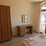 за гости гардън бийч דירה