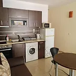 דירה за гости гардън бийч
