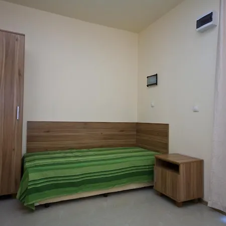 за гости гардън бийч Apartamento Chernomorets
