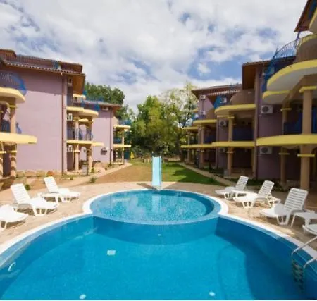 за гости гардън бийч Apartamento Chernomorets