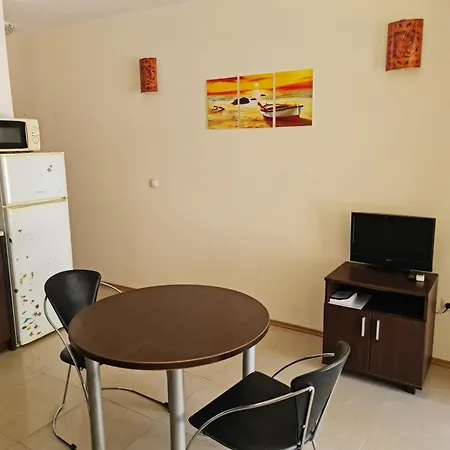 за гости гардън бийч דירה